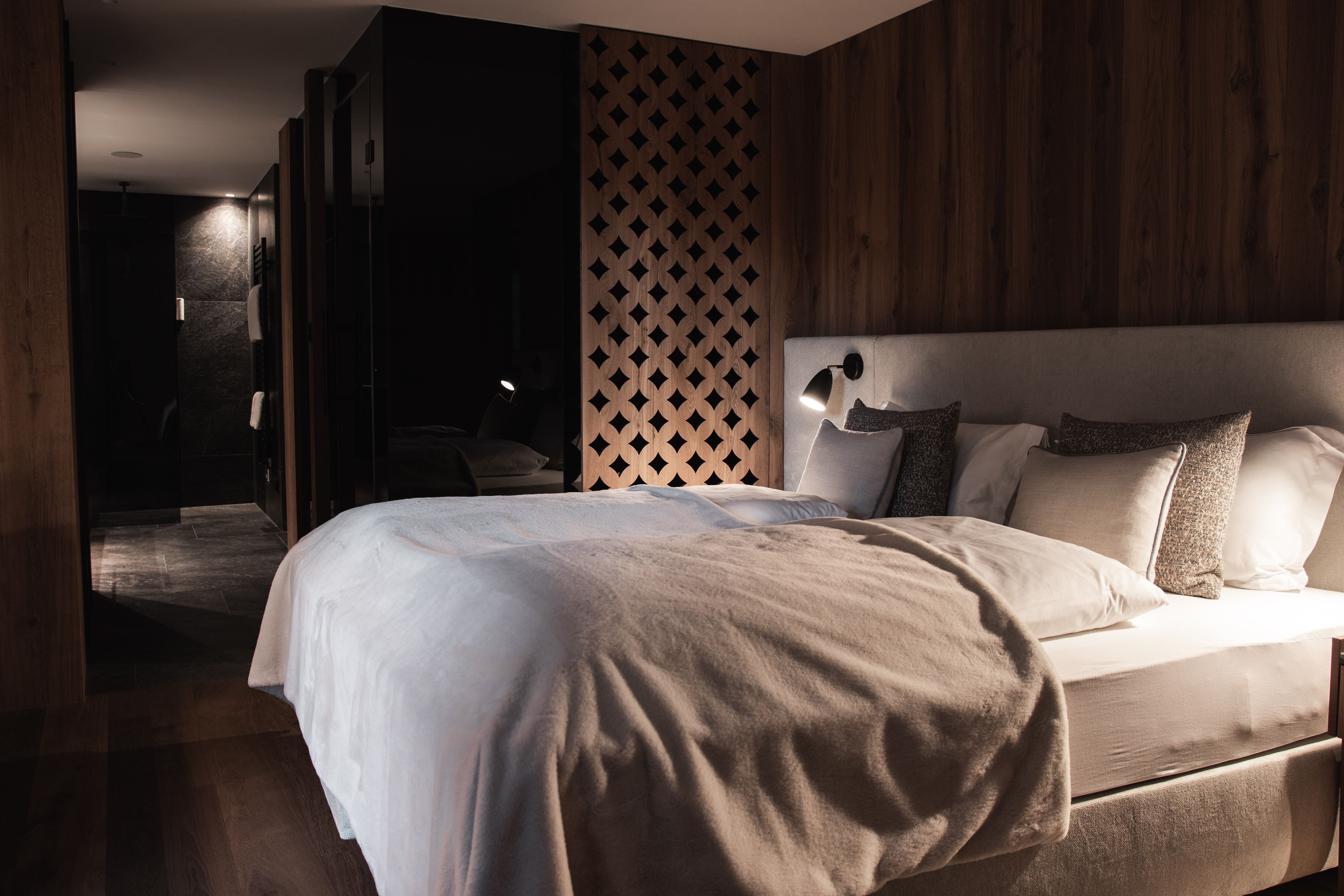 Anja Senoner detail image 3